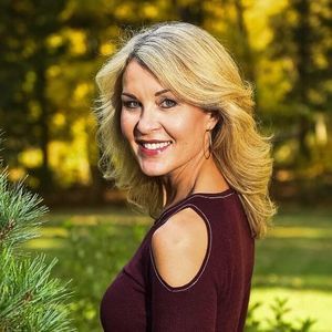 Meet your Posher, Lori